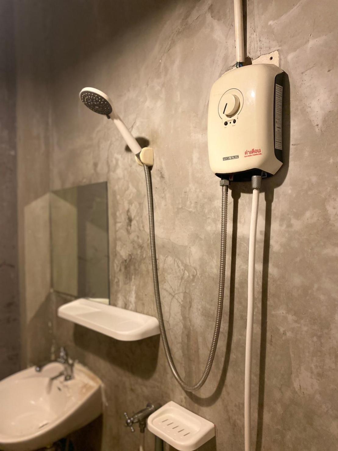 Rhythm Of Life Guesthouse 56 Бангкок Екстер'єр фото